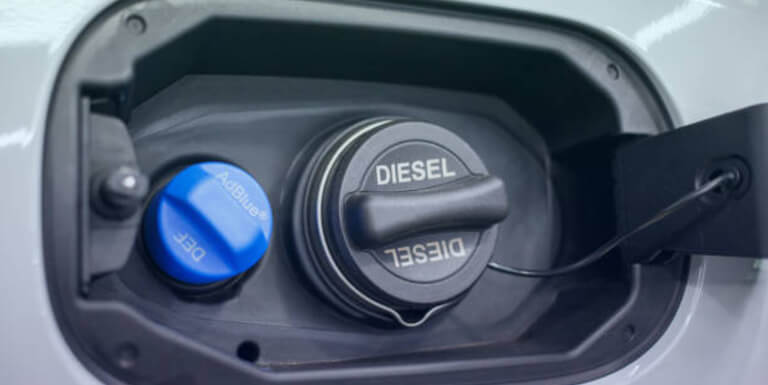 imagen de depósito de adblue como símbolo de apuesta por la sostenibilidad